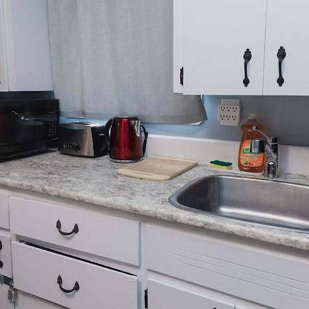 Avenir Centre Suite - Near Nbcc, Moncton Hospital, Airport Buitenkant foto