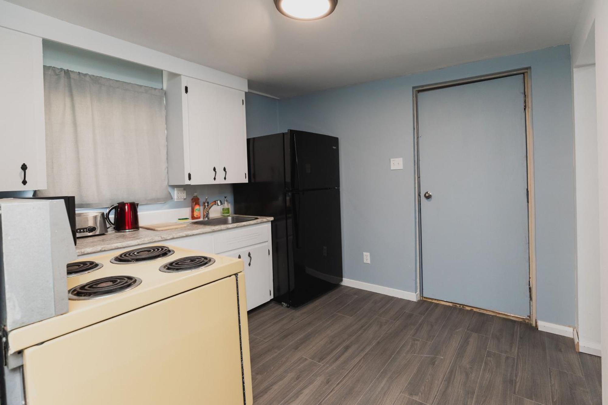 Avenir Centre Suite - Near Nbcc, Moncton Hospital, Airport Buitenkant foto