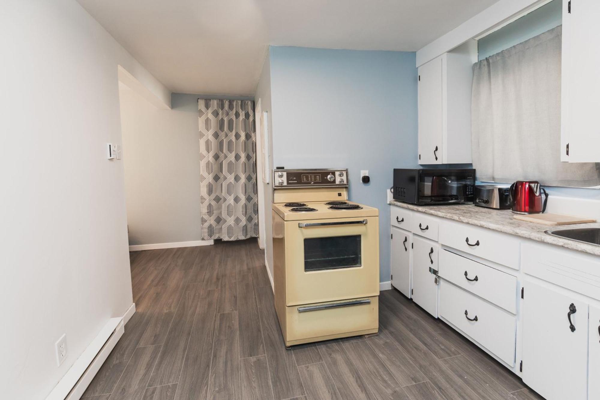 Avenir Centre Suite - Near Nbcc, Moncton Hospital, Airport Buitenkant foto
